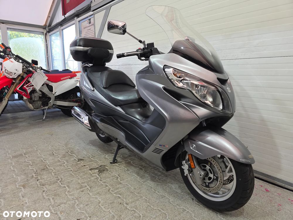 Suzuki Burgman - 5