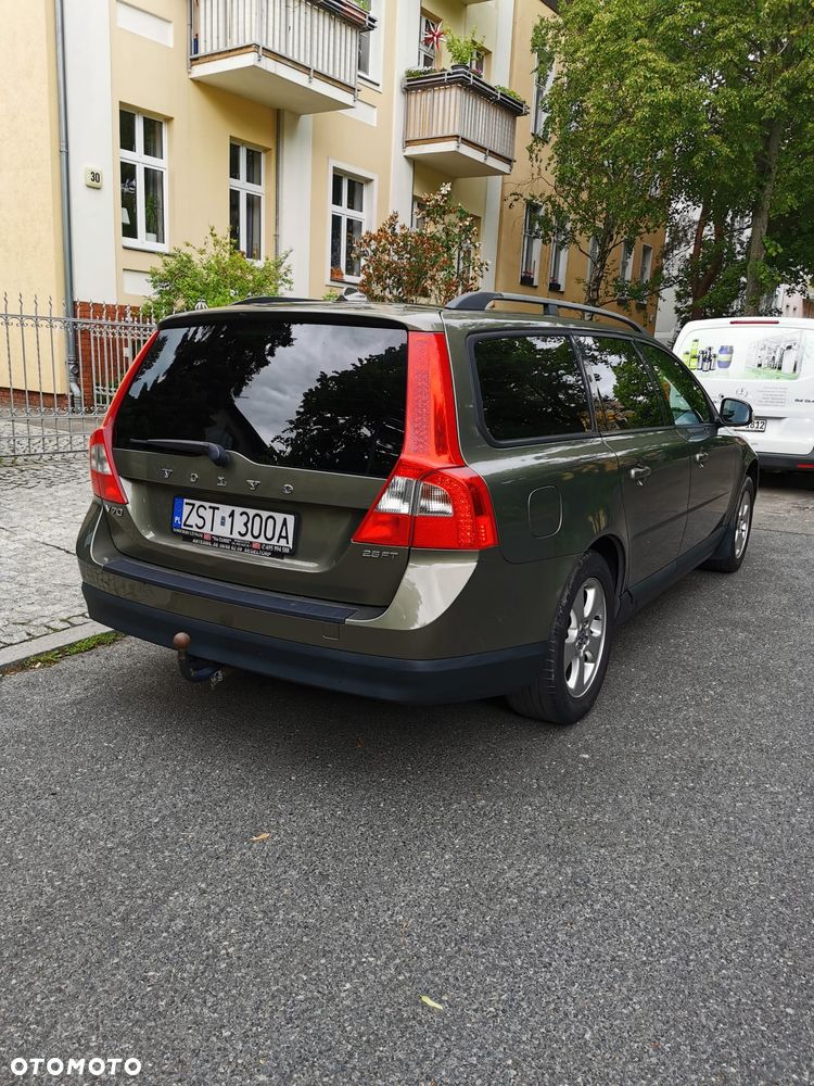 Volvo V70 2.5T Ocean Race - 5