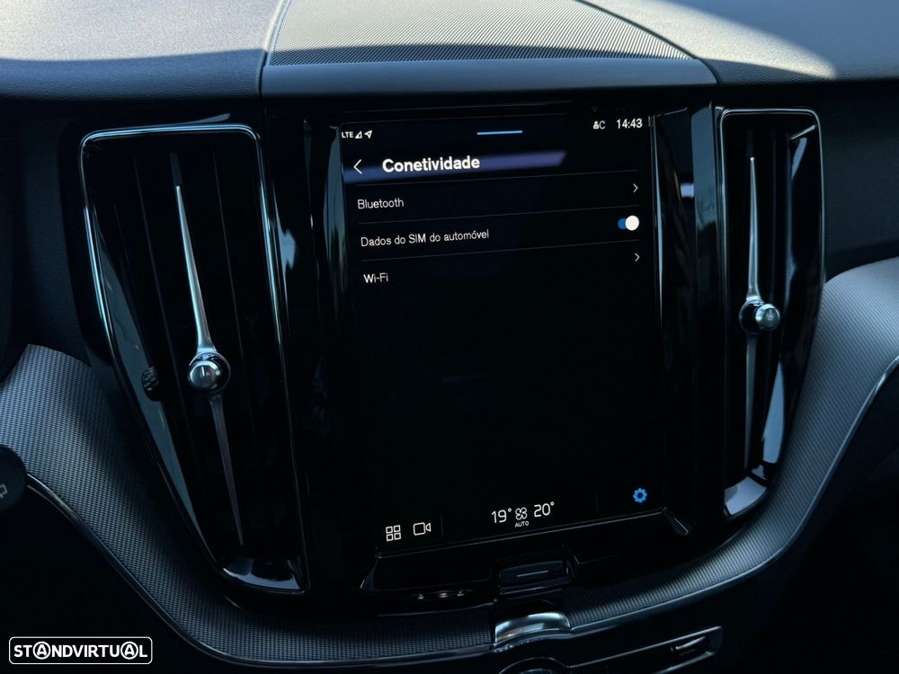Volvo XC 60 2.0 T6 PHEV Black Edition AWD - 51