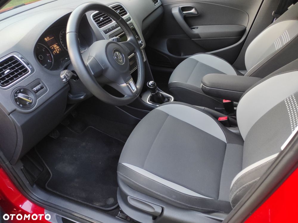 Volkswagen Polo - 7