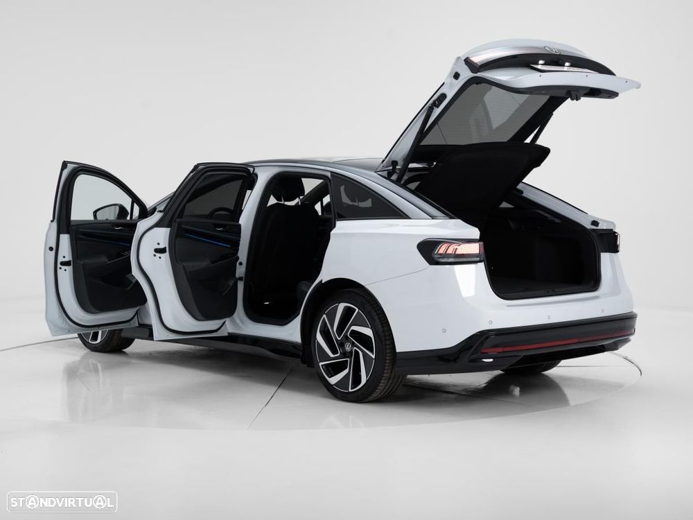 VW ID.7 Pro - 5