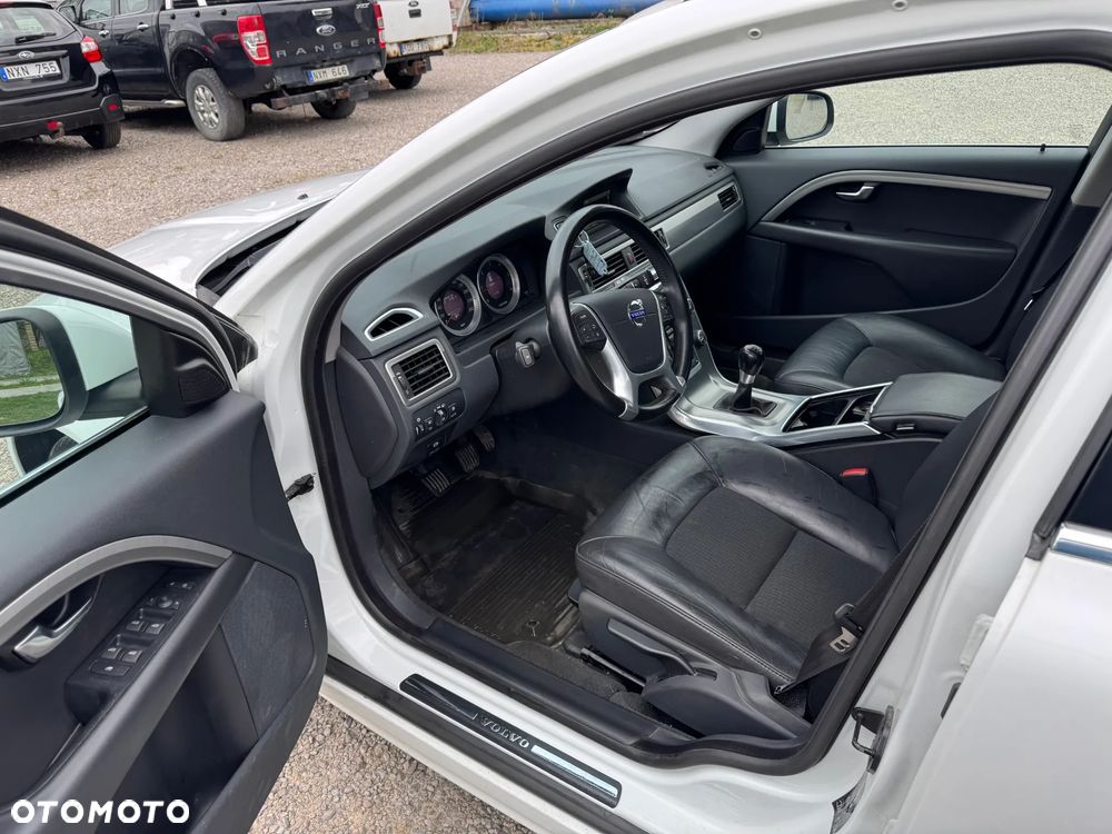 Volvo V70 D4 Momentum - 5
