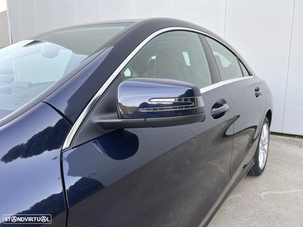 Mercedes-Benz CLA 180 d Urban - 10