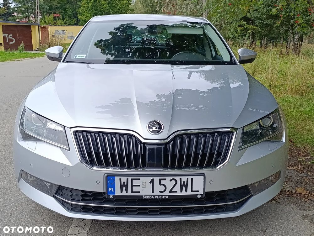Skoda Superb 2.0 TDI Ambition - 22