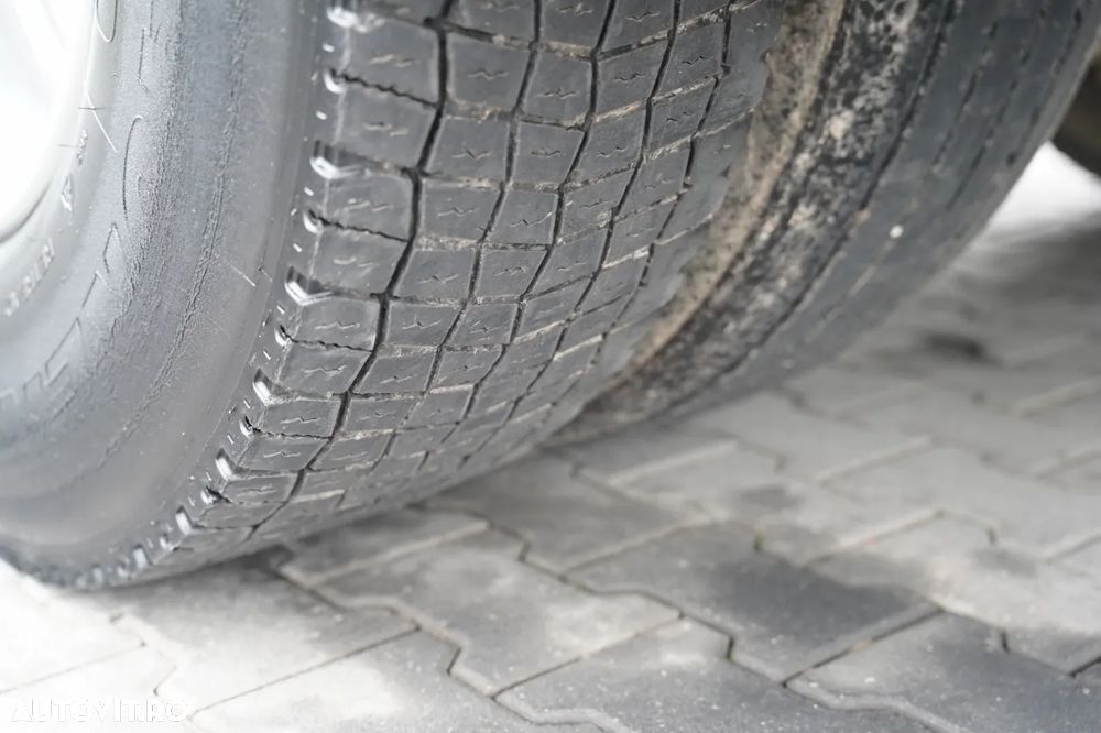 Volvo FM 380 / SOLO / 6X2 / PENTRU ANIMALE / PĂSĂRI / RIDICARE 2.000 KG / EURO 5 - 21