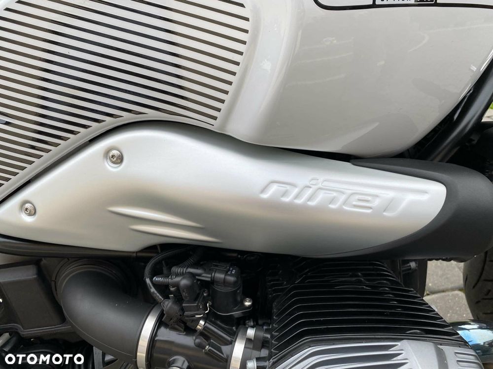 BMW R - 17