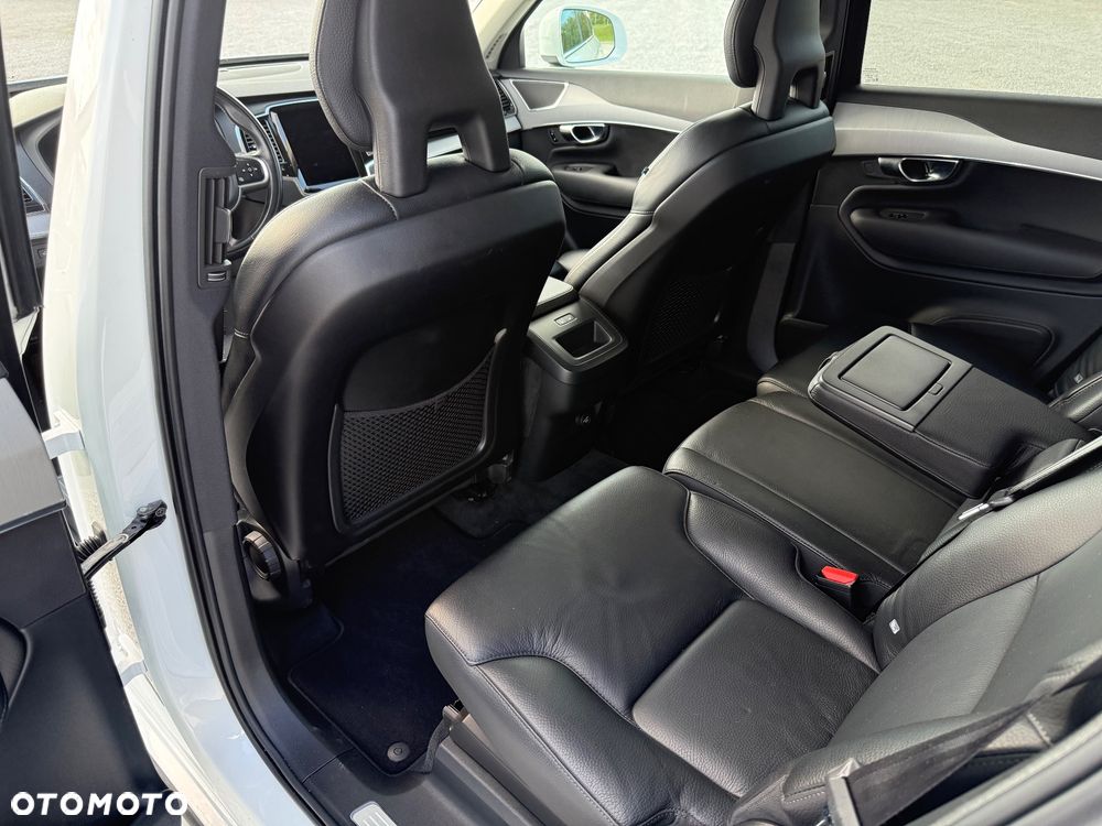 Volvo XC 90 B5 D AWD Geartronic Momentum Pro - 19