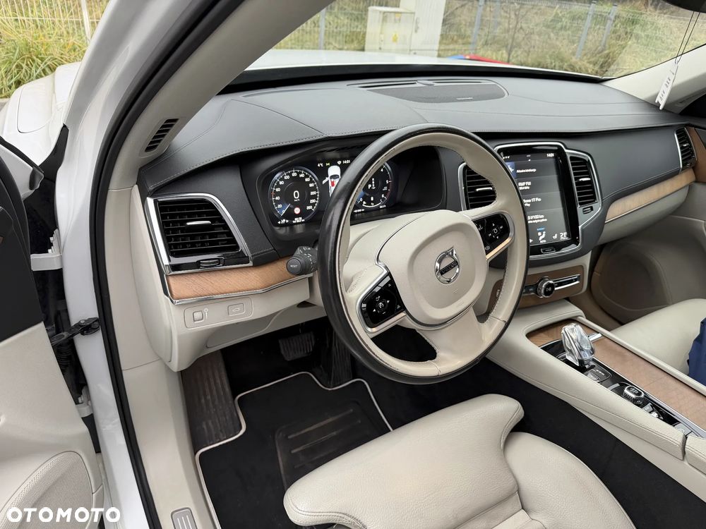Volvo XC 90 D5 AWD Inscription 7os - 14