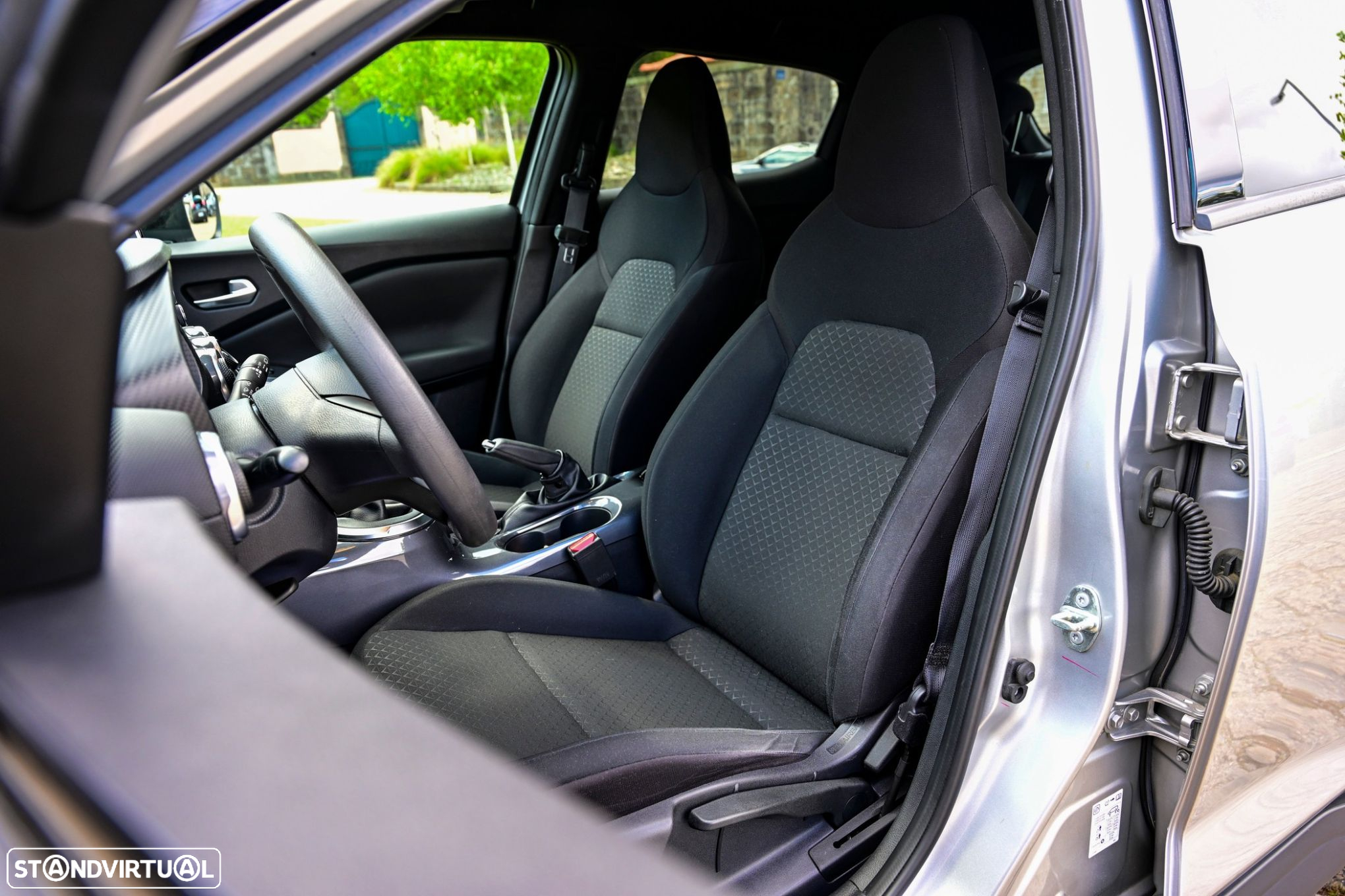 Nissan Juke 1.0 DIG-T N-Connecta - 27