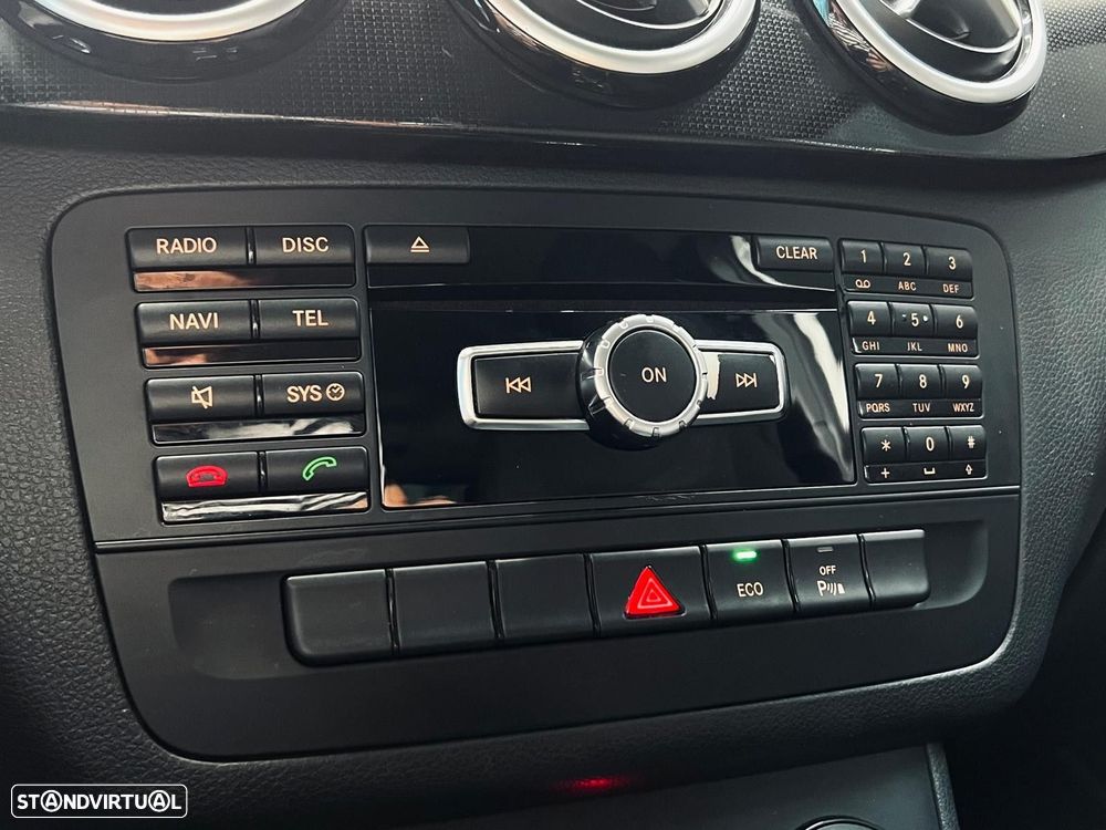 Mercedes-Benz B 180 d Style - 28