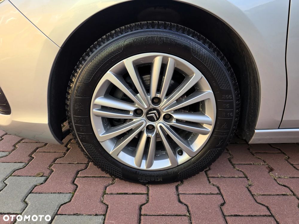 Citroën C4 VTi 120 Business Class - 17