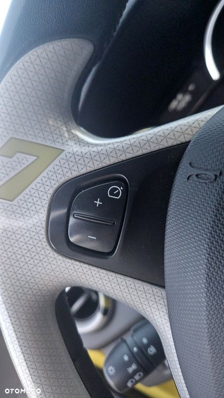 Renault Clio 1.2 16V 75 Expression - 34