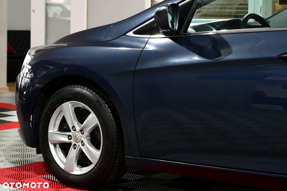 Hyundai i40 Kombi blue 1.6 Classic - 34