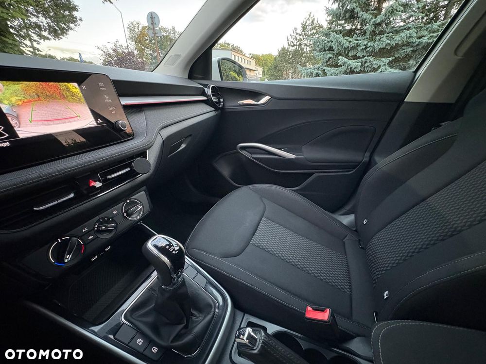 Skoda Fabia 1.0 TSI Selection DSG - 24