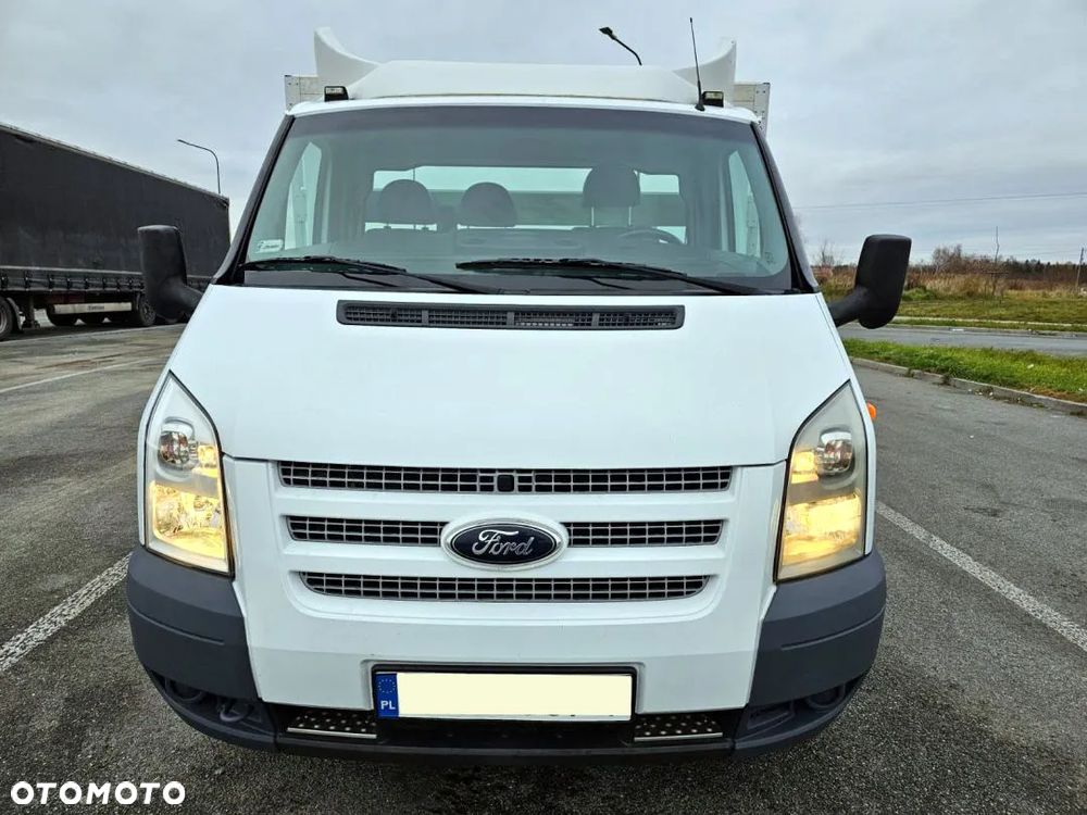 Ford Transit - 23