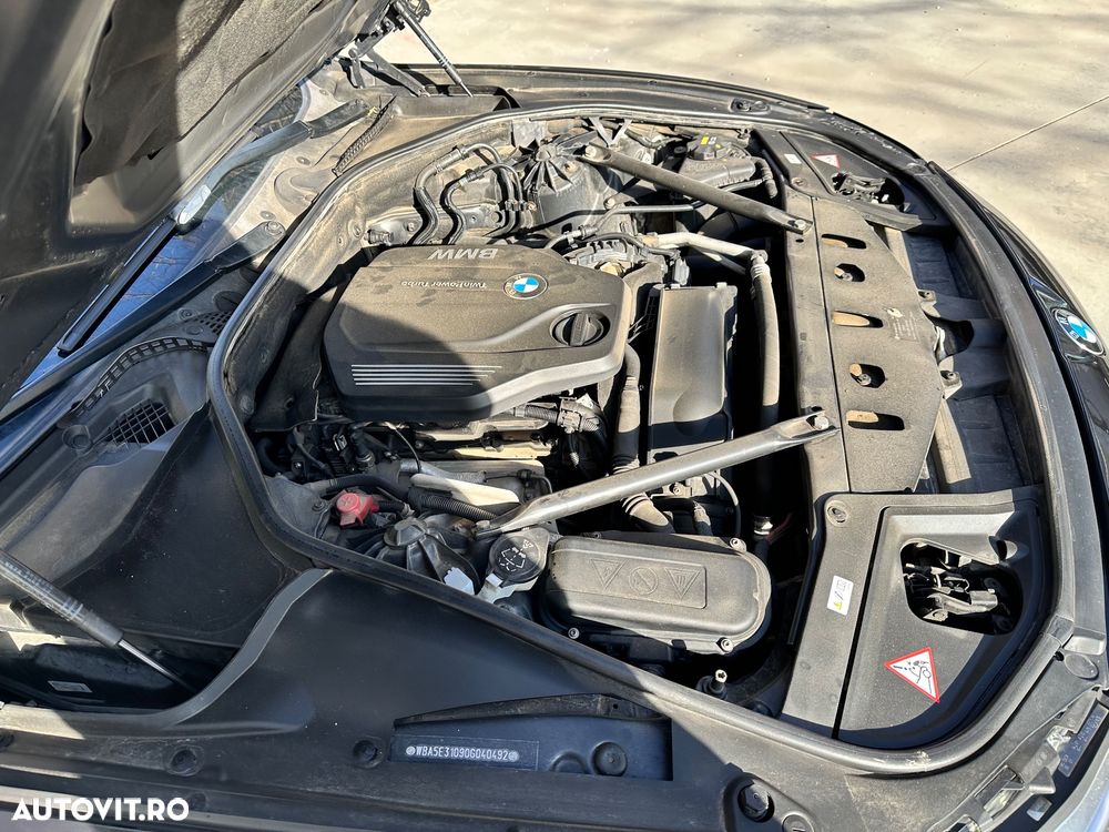 BMW Seria 5 518d Aut. Luxury Line - 21