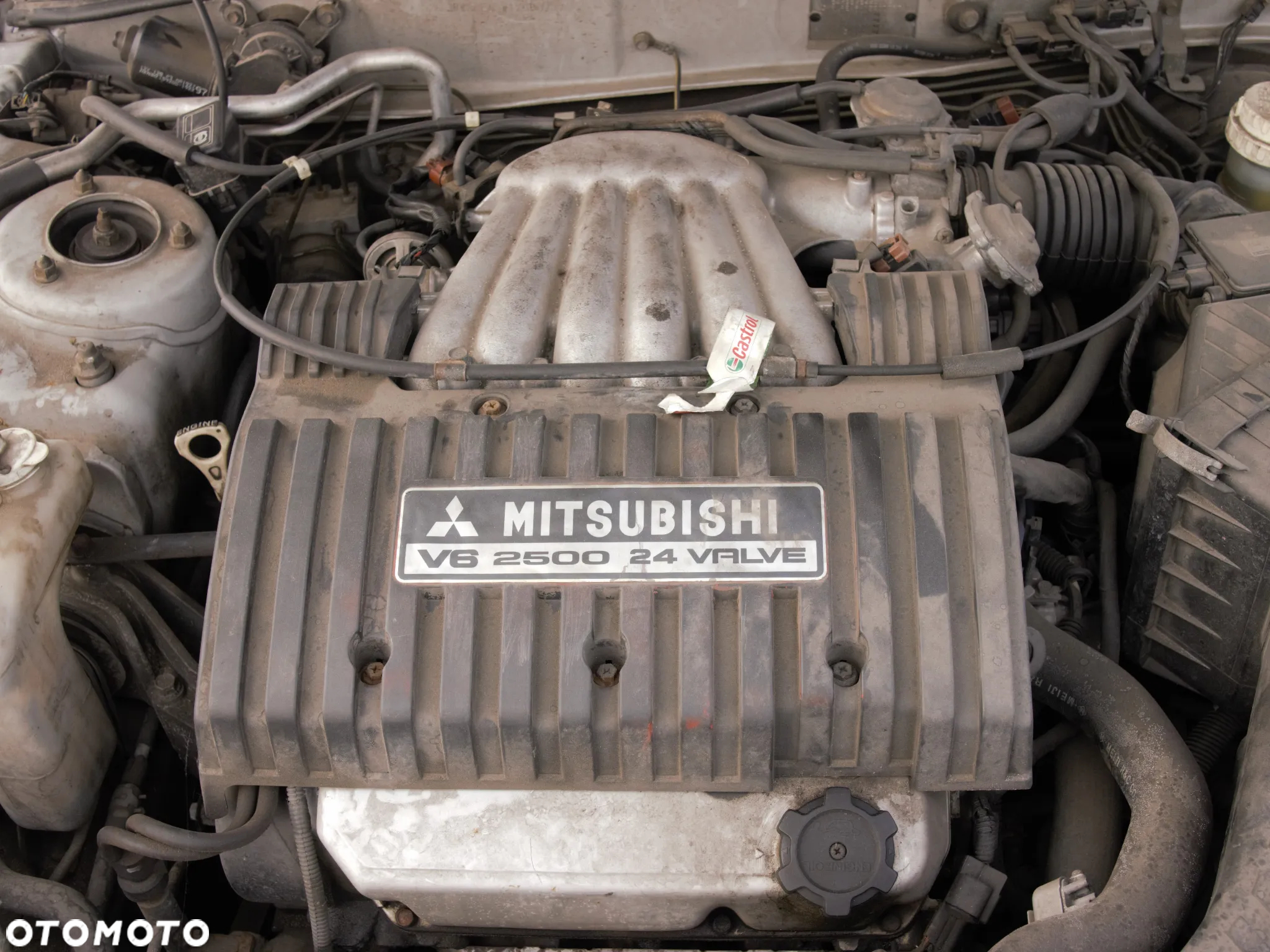 Mitsubishi Galant - 20