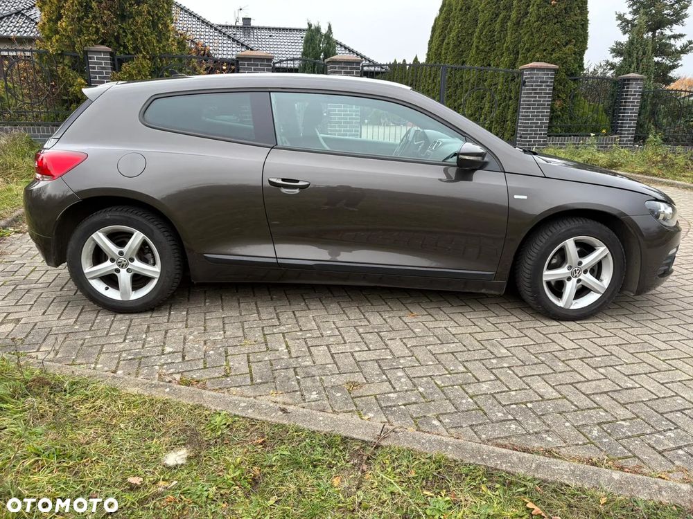 Volkswagen Scirocco 2.0 TDI - 9