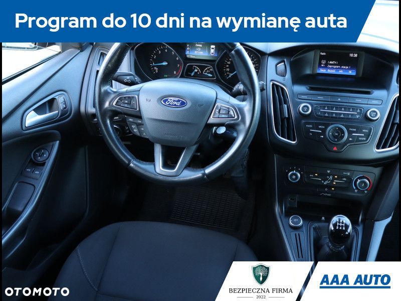 Ford Focus - 8