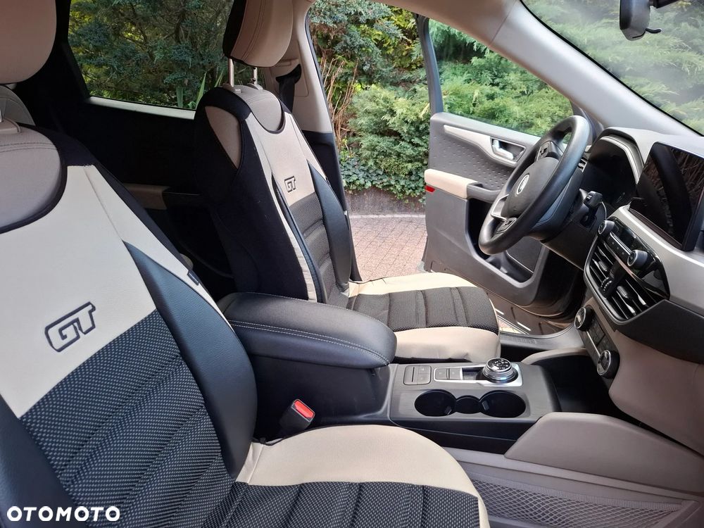 Ford Escape - 10