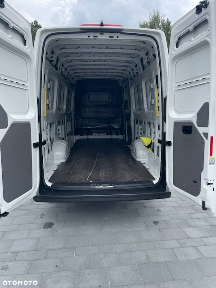 Volkswagen Crafter - 16