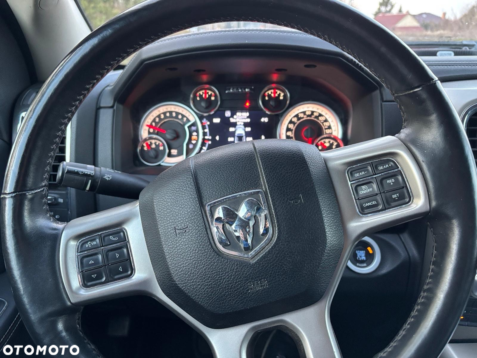 Dodge RAM 1500 5.7 4x4 - 12