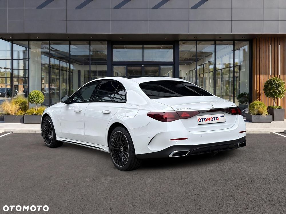 Mercedes-Benz Klasa E 300 de PHEV 4-Matic AMG 9G-Tronic - 8