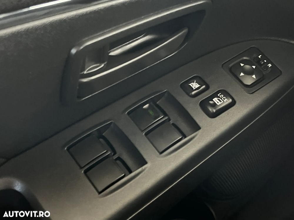 Mitsubishi ASX - 17