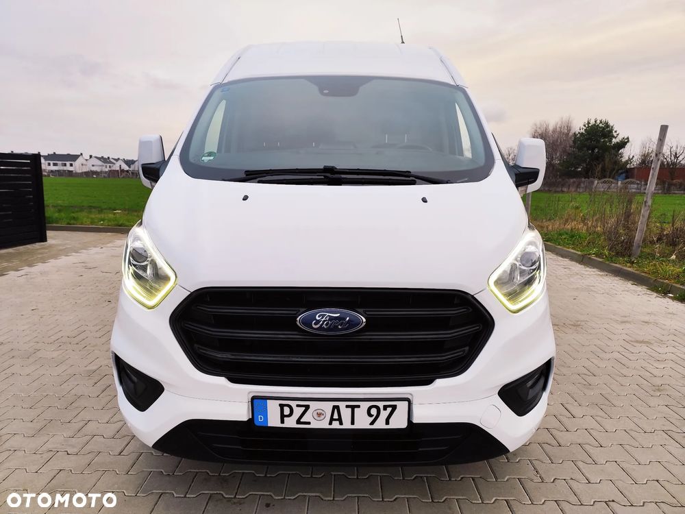 Ford Transit Custom - 11