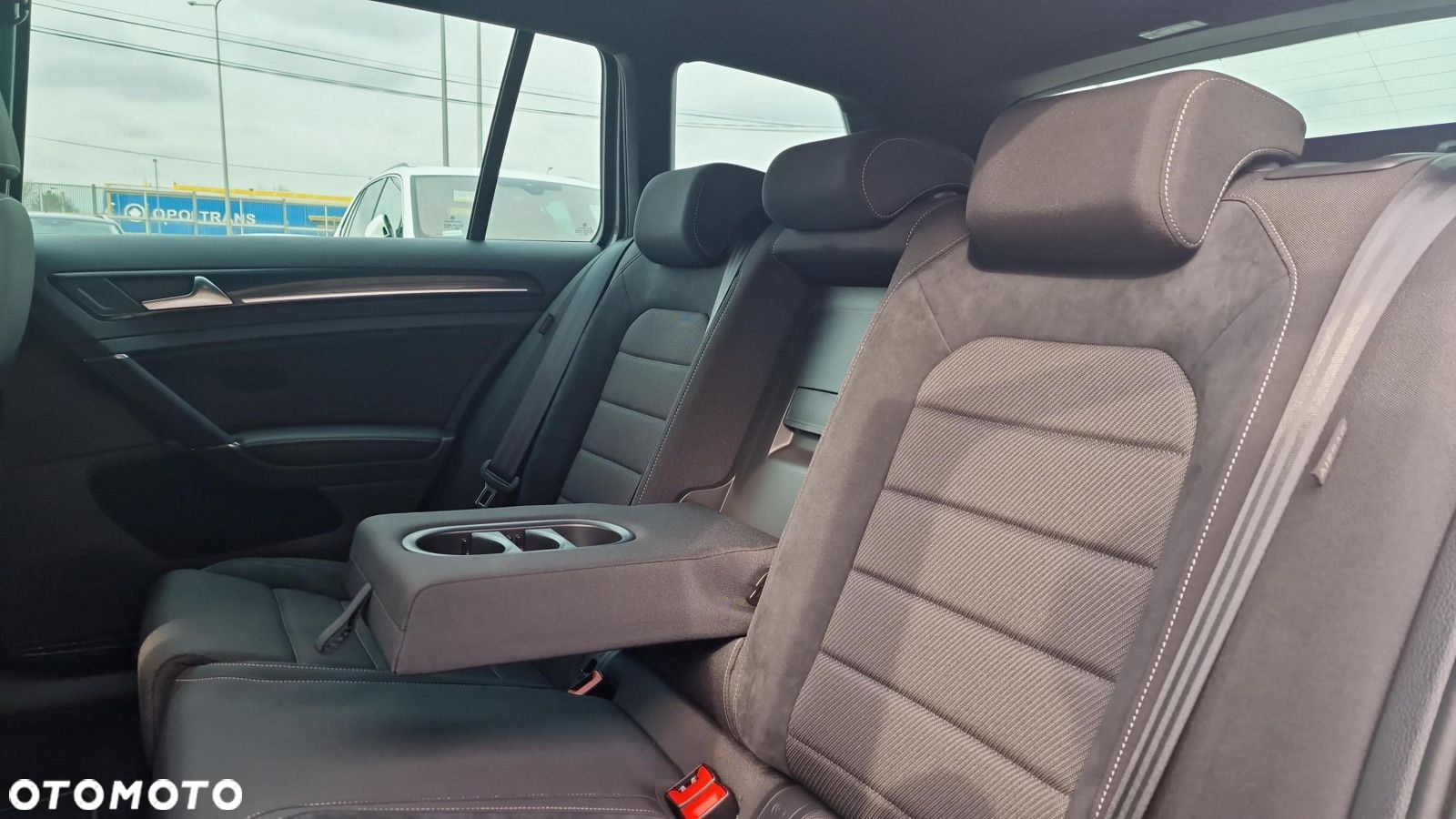 Volkswagen Golf VII 2.0 TSI BMT 4Mot R DSG - 19