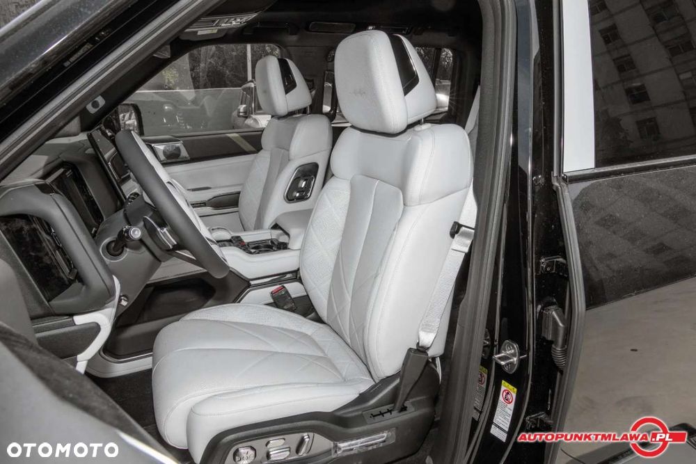 BYD Leopard 8 - 17