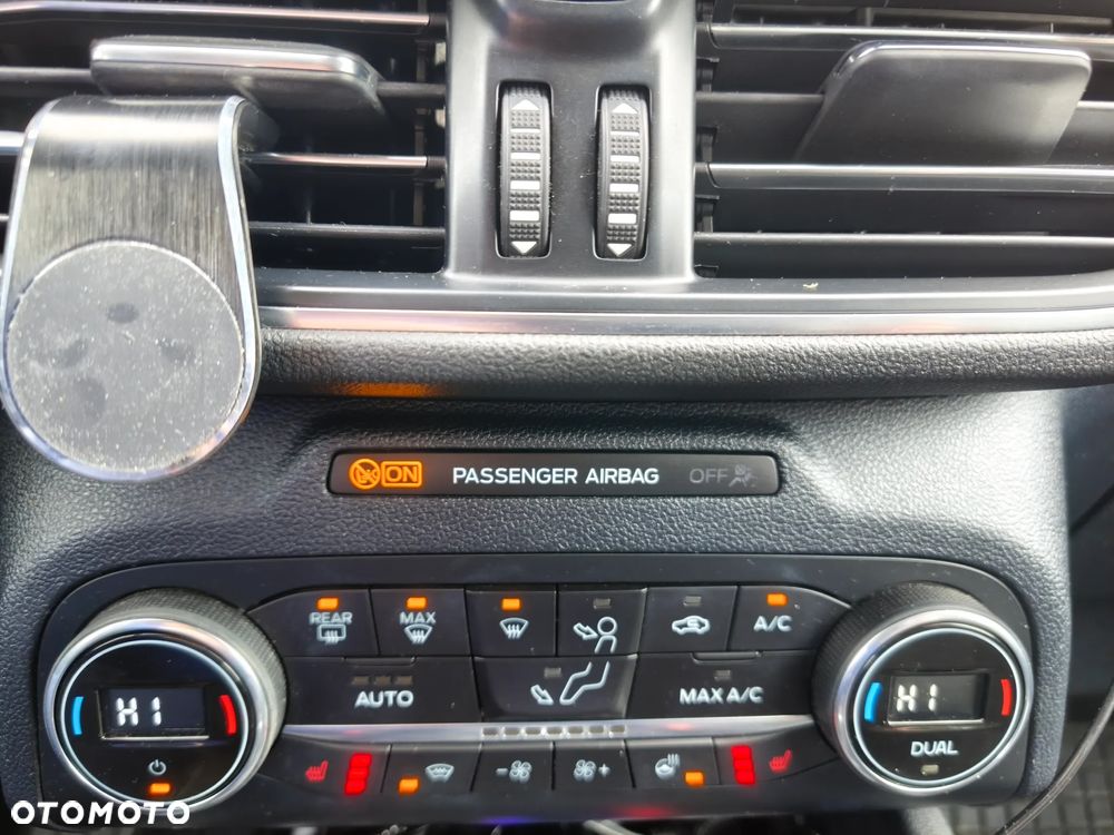 Ford Kuga 1.5 EcoBoost FWD Titanium - 19