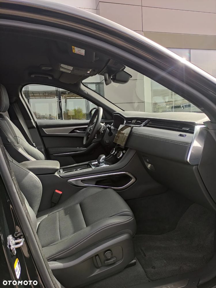 Jaguar F-Pace - 16