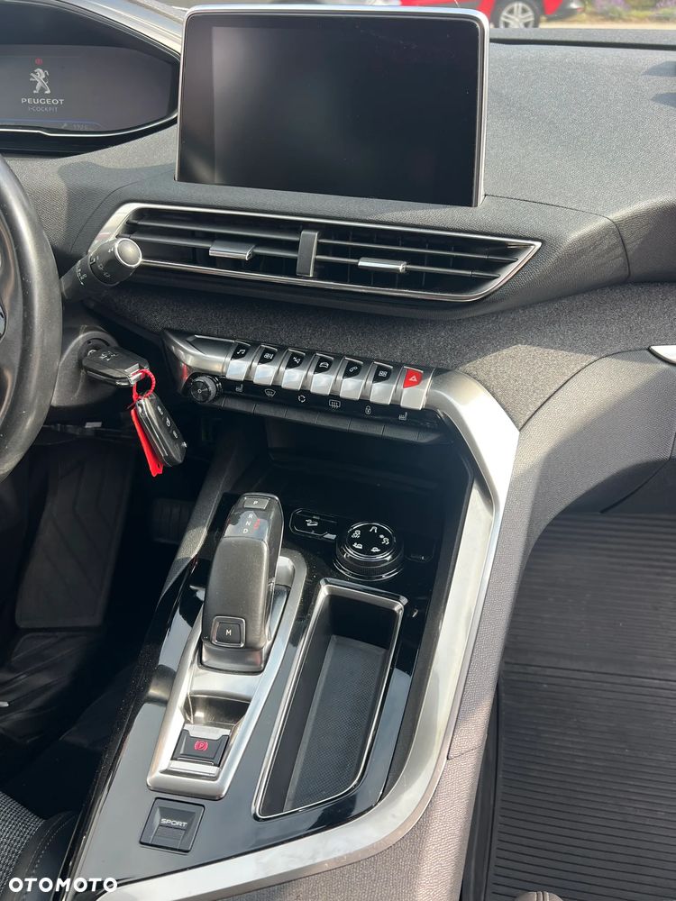 Peugeot 3008 - 14