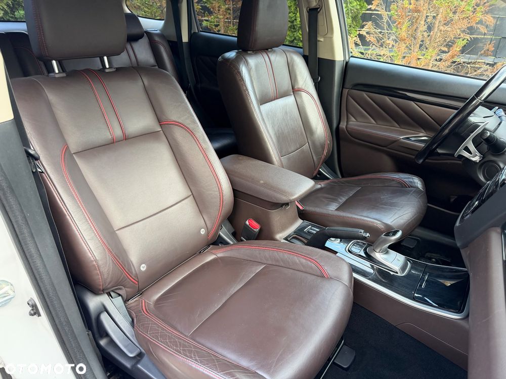 Mitsubishi Outlander Intense + - 14