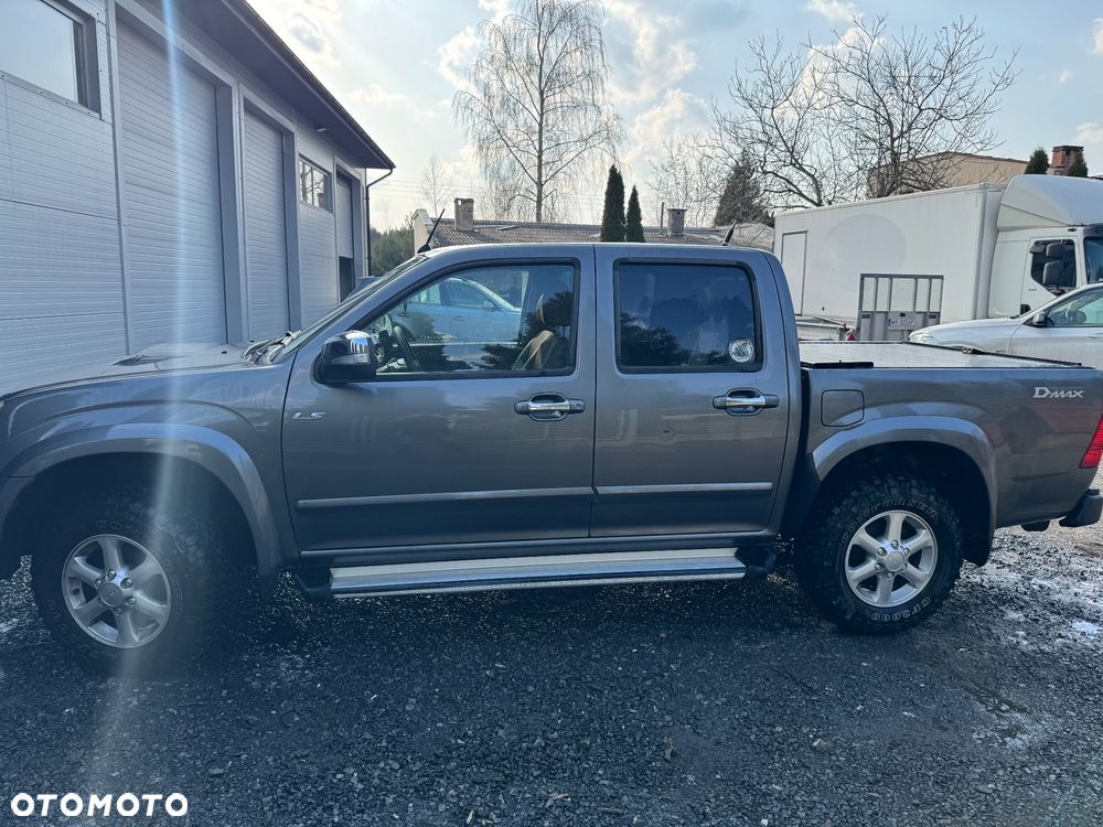 Isuzu D-Max 3.0d DC LS - 2