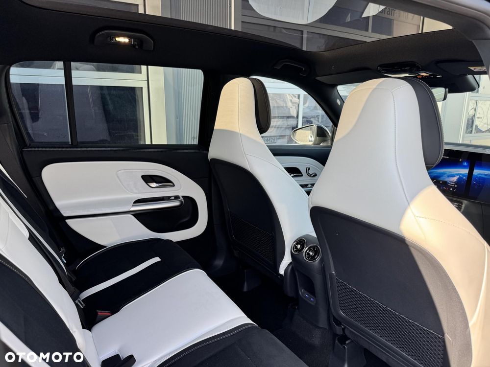 Mercedes-Benz GLB 220 mHEV 4-Matic 8G-eDCT - 19