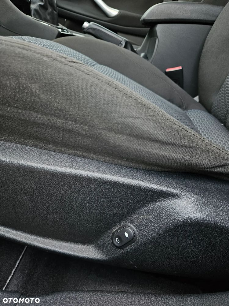 Ford Mondeo 2.0 Ghia Executive - 20