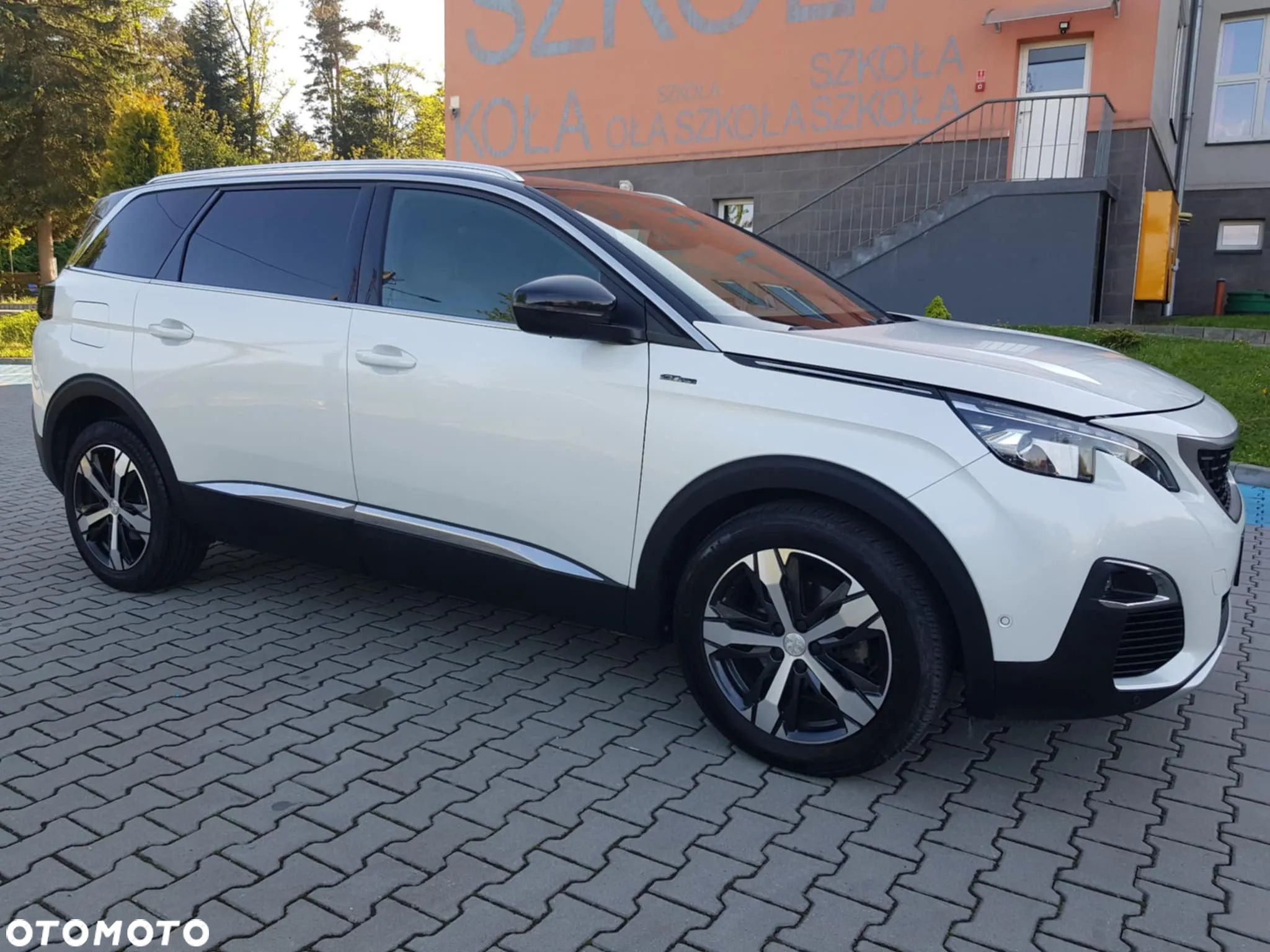 Peugeot 5008 - 1