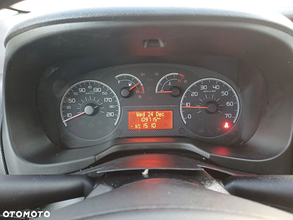 Fiat Qubo 1.4 8V My - 12