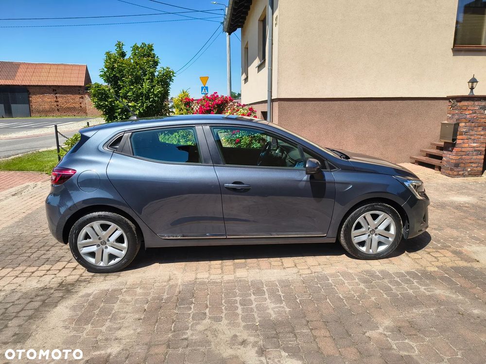 Renault Clio - 9
