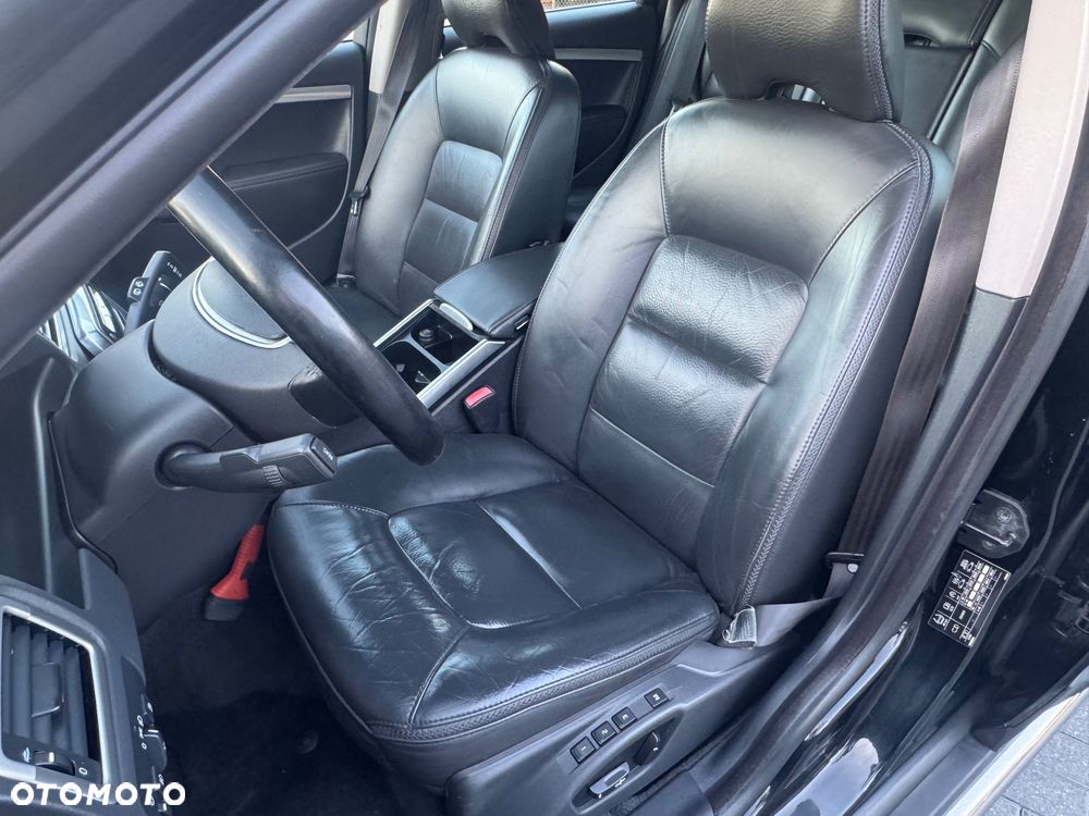 Volvo XC 70 D5 AWD Geartronic Summum - 20