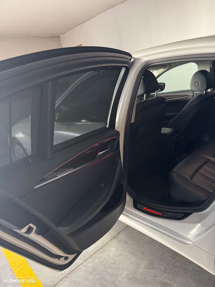 BMW 520 d Line Luxury Auto - 6