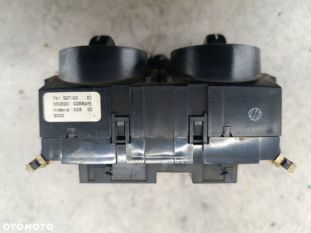 PANEL NAWIEWU MERCEDES VITO W639 A6394461328KZ  A6394450605KZ 5HB008512-04 - 6