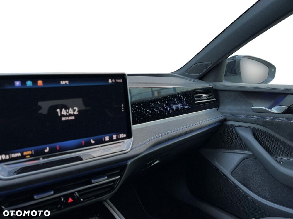 Volkswagen Passat - 14