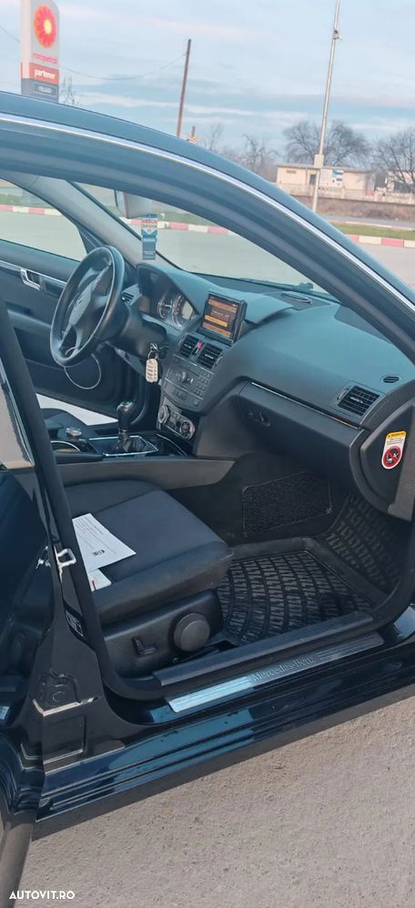 Mercedes-Benz C 220 CDI DPF Elegance - 4