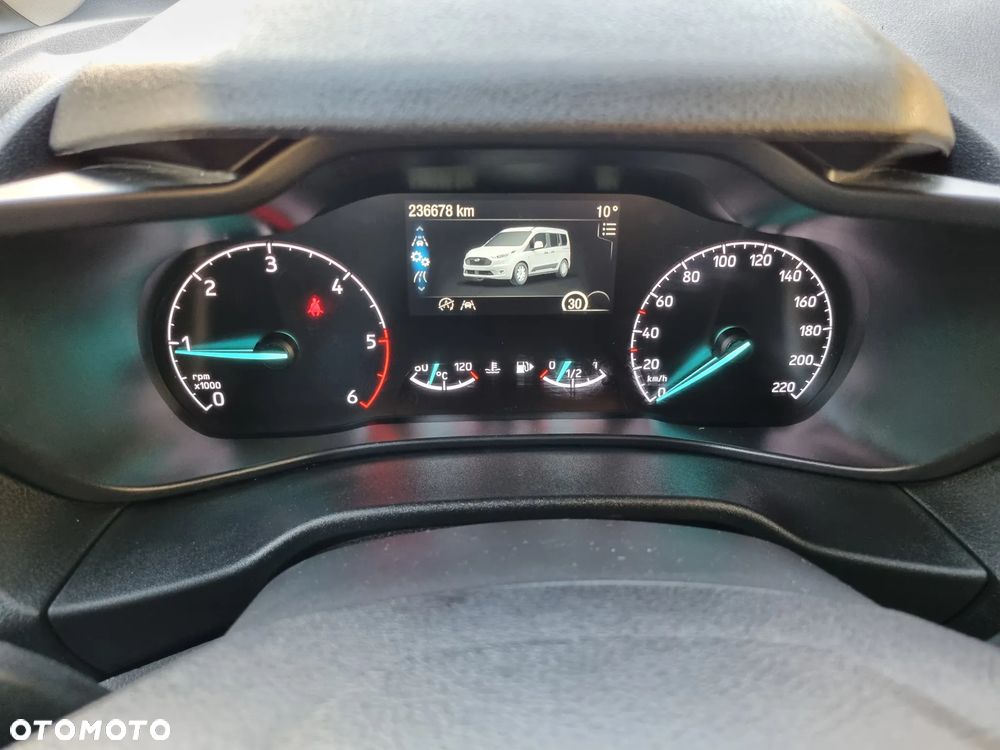 Ford Tourneo Connect Grand - 8
