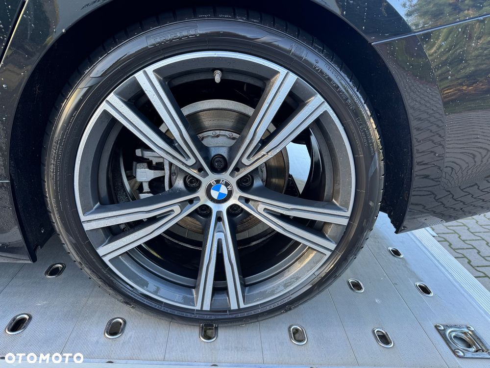 BMW Seria 3 320d M Sport Shadow - 10