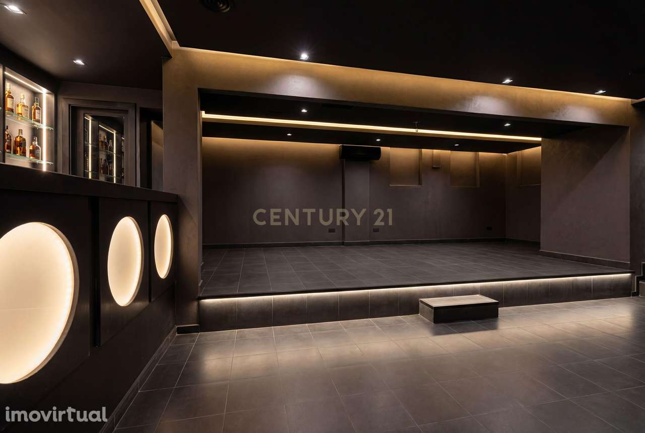 Espaço comercial no #CENTRO de Macedo de Cavaleiros, Bragança - Grande imagem: 2/14