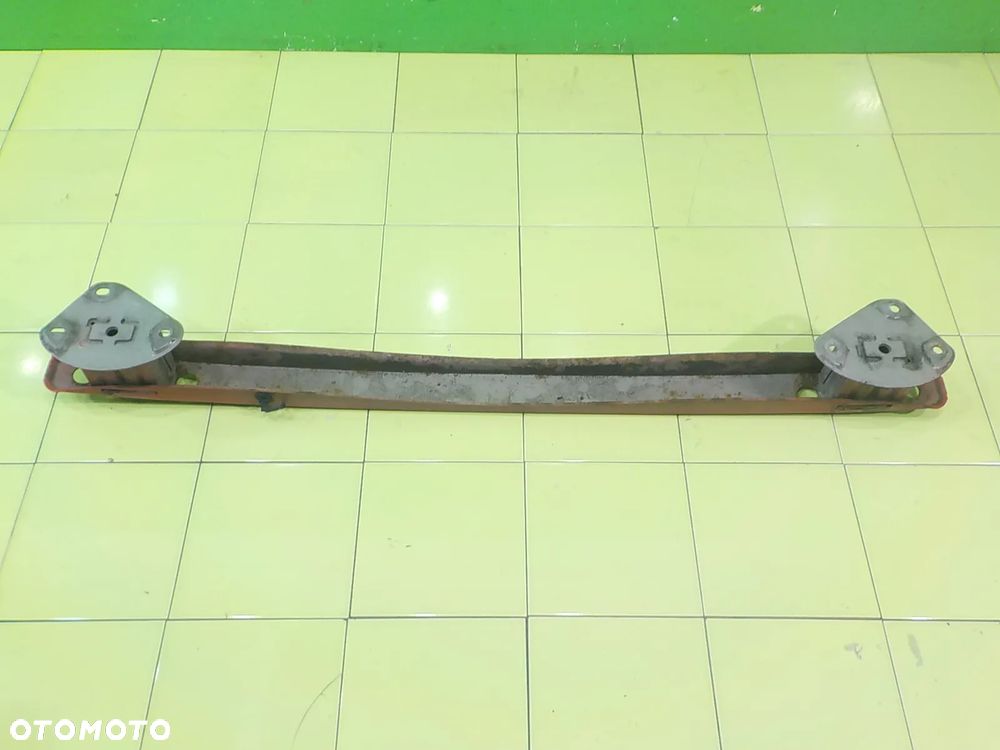 TOYOTA AYGO II 1.0 VVT-I 16r HB 5D belka zderzaka tyl - 2